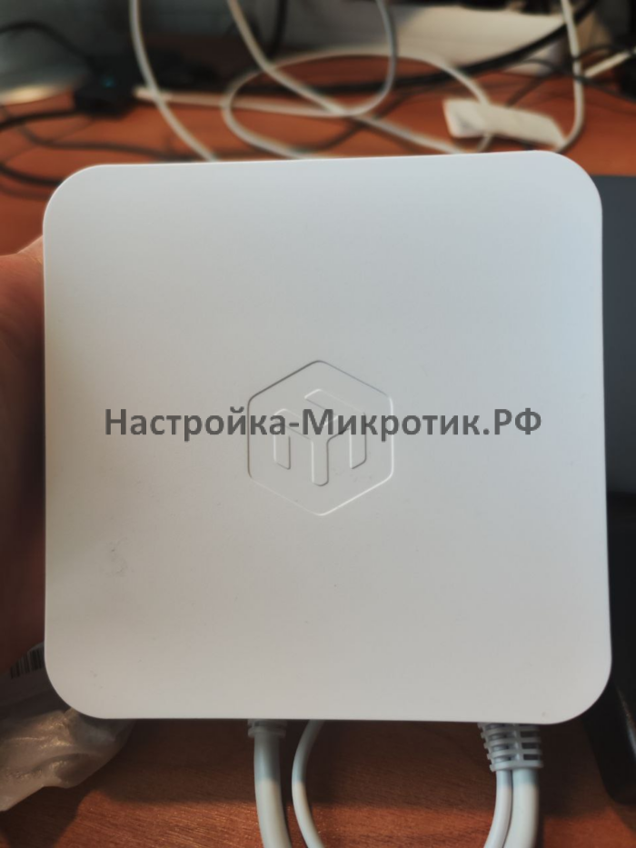 Обзор настройка SXTsq 5 ax 1 SXTsq 5 ax спереди